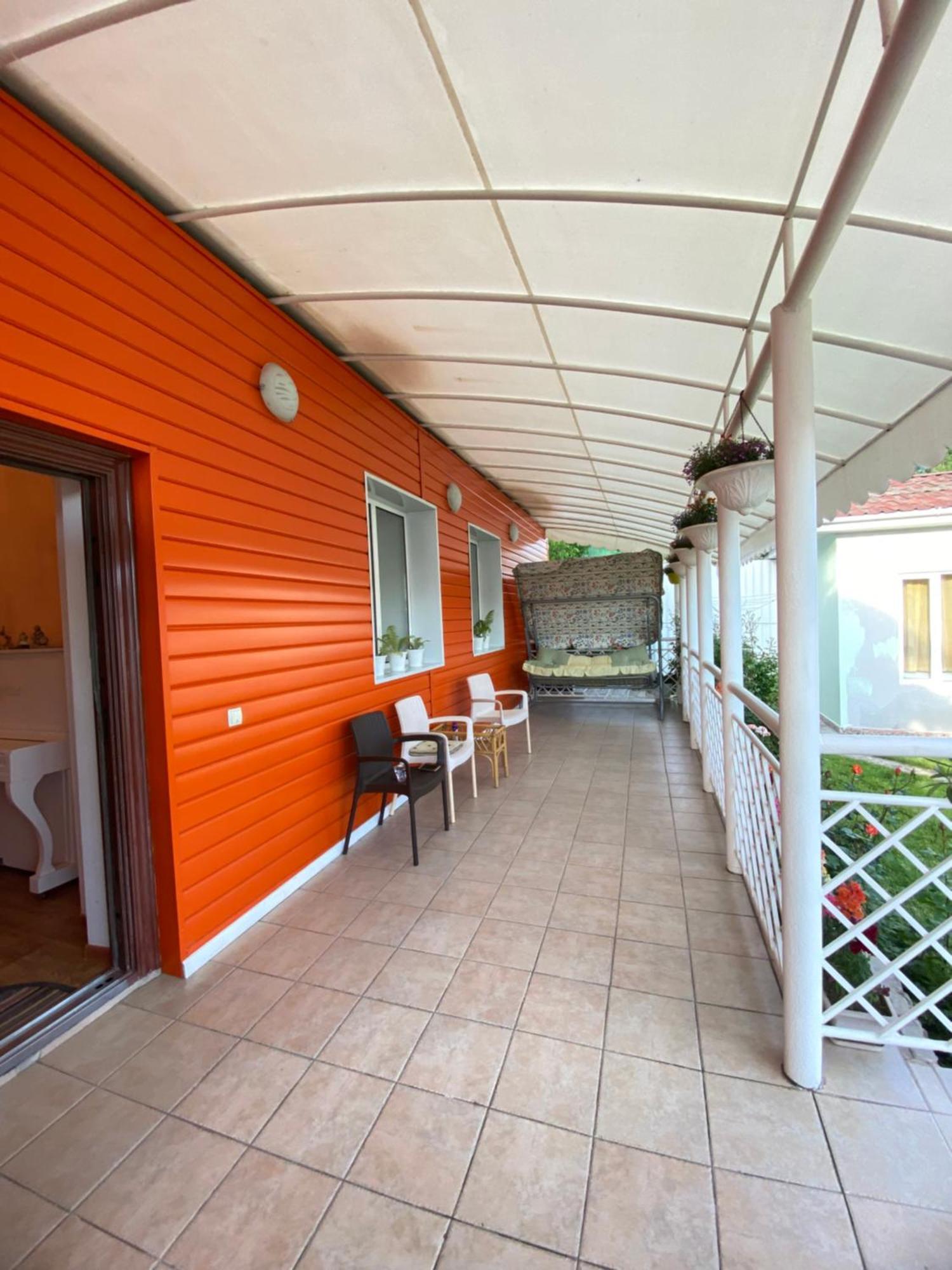 Osobyi Guest House Cholpon-Ata Eksteriør billede